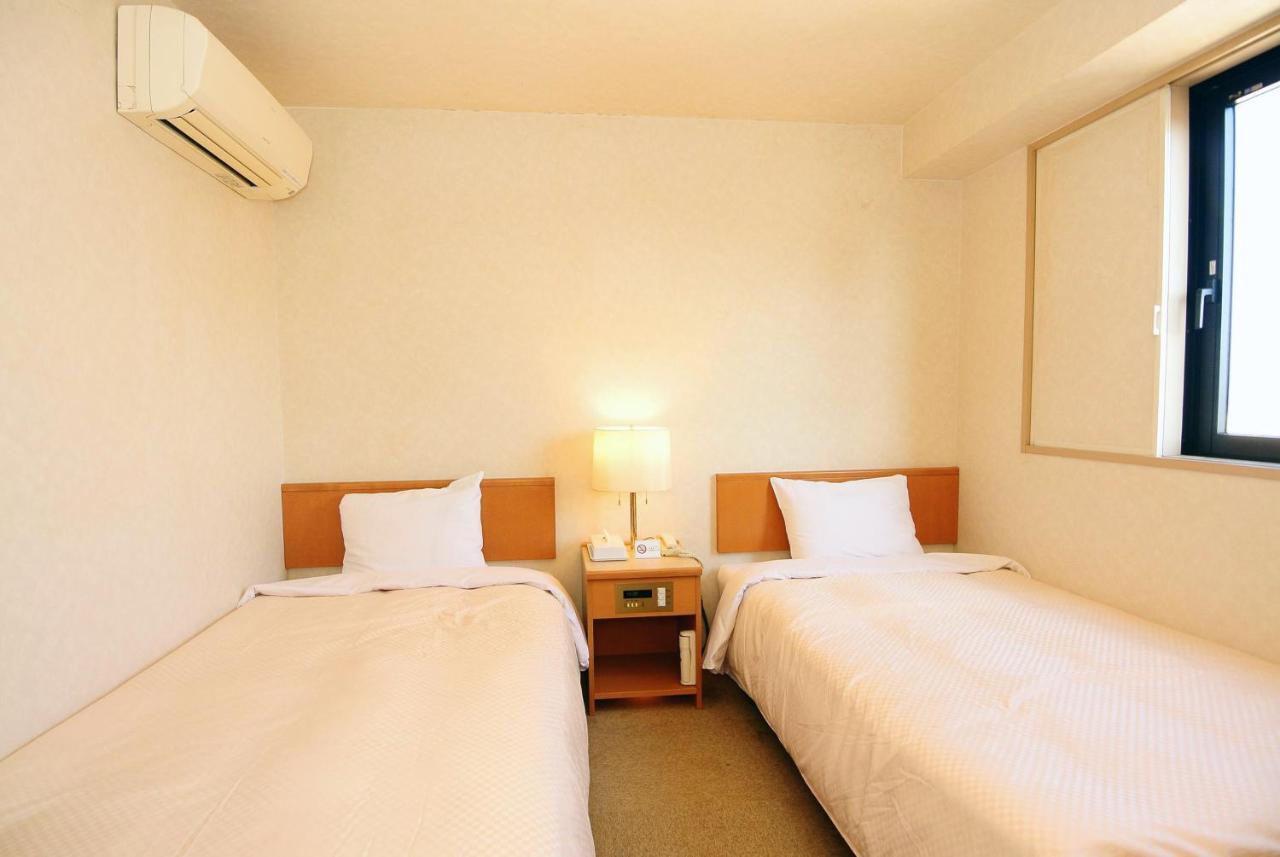 Business Hotel Kg Oita Exterior photo