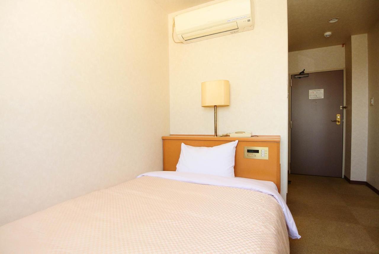 Business Hotel Kg Oita Exterior photo